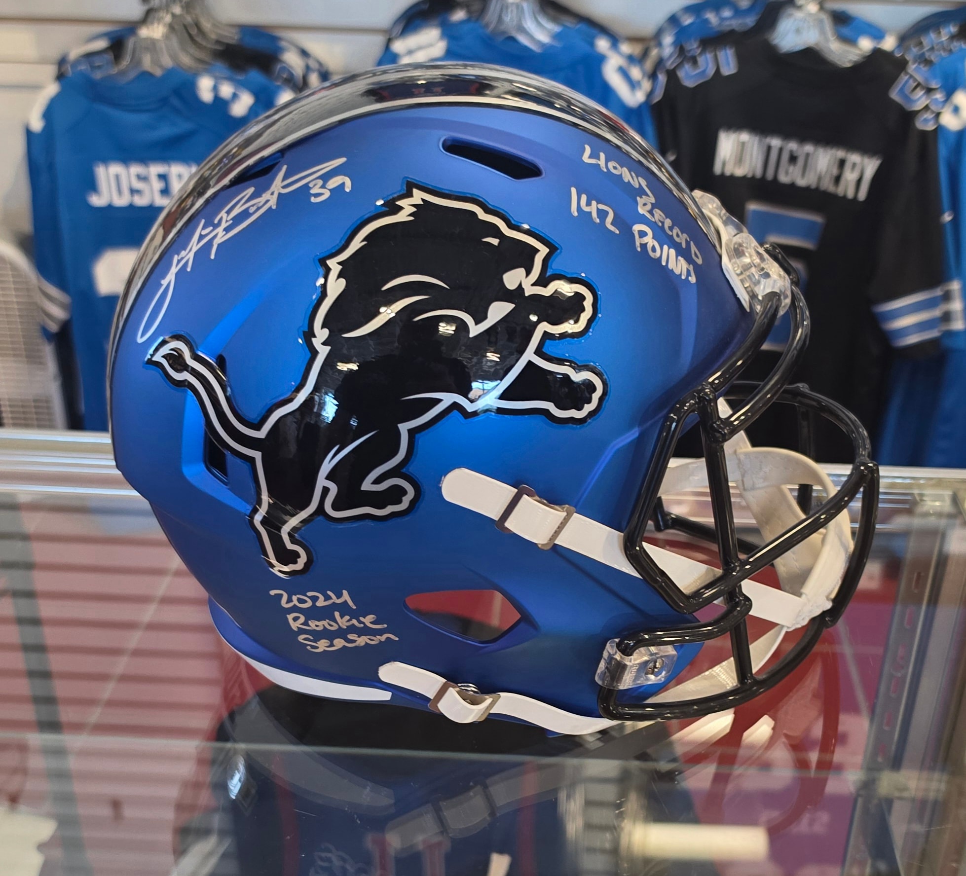 Signed Detroit Lions Helmet — Jahmyr Gibbs #29, Lions Record 142 Points, 2021 Rookie Season
